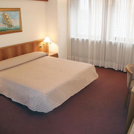 Hotel Villa Ottoboni Pordenone Zewnętrze zdjęcie