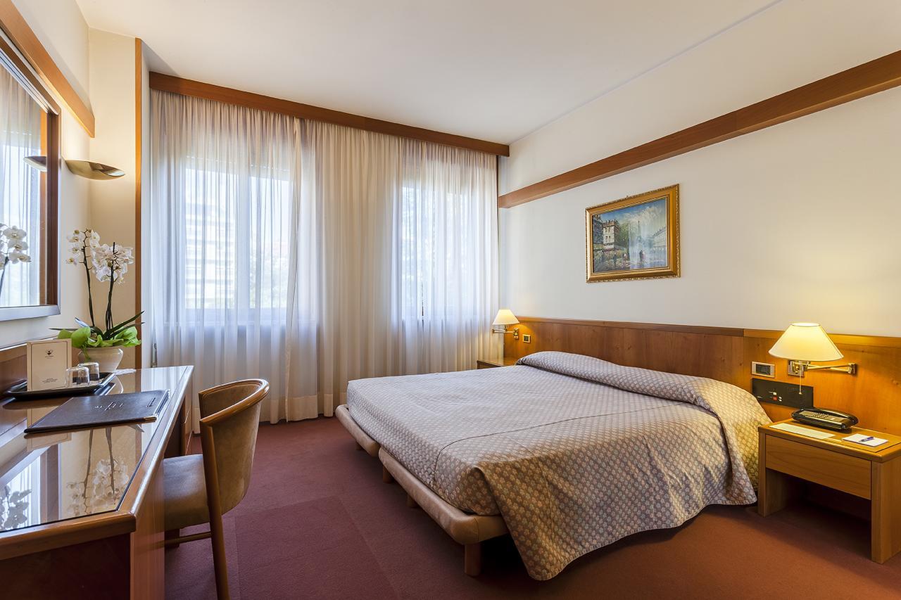 Hotel Villa Ottoboni Pordenone Zewnętrze zdjęcie